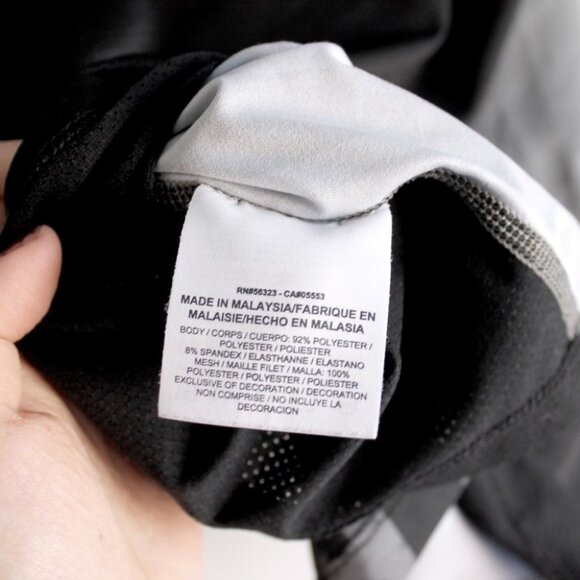 🧚‍♀️ 3/$40 NIKE DRI-FIT Women's Top Print  Gray T-Shirt - Picture 9 of 10